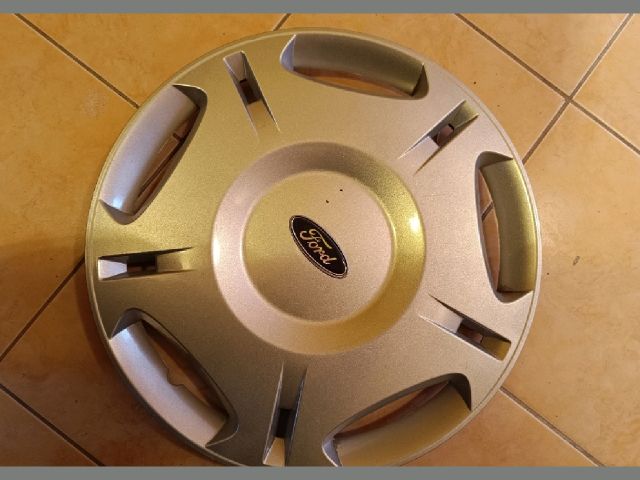 bontott FORD MONDEO III Dísztárcsa (1 db)