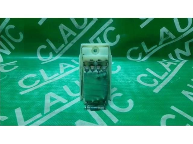 bontott FORD MONDEO III Előtét Ellenállás Fűtőmotor