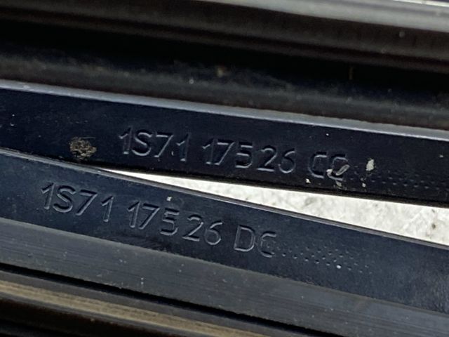 bontott FORD MONDEO III Első Ablaktörlő Lapát Pár