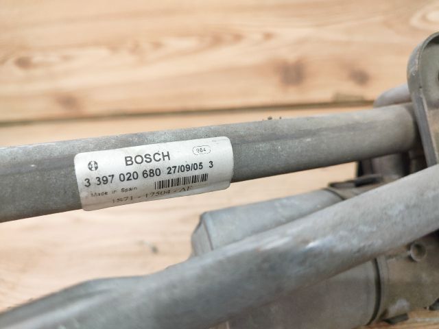 bontott FORD MONDEO III Első Ablaktörlő Szerkezet Motorral