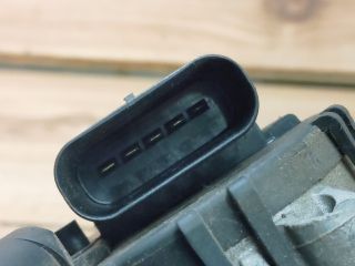 bontott FORD MONDEO III Első Ablaktörlő Szerkezet Motorral