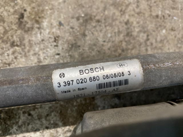 bontott FORD MONDEO III Első Ablaktörlő Szerkezet Motorral