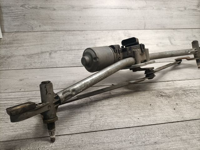 bontott FORD MONDEO III Első Ablaktörlő Szerkezet Motorral