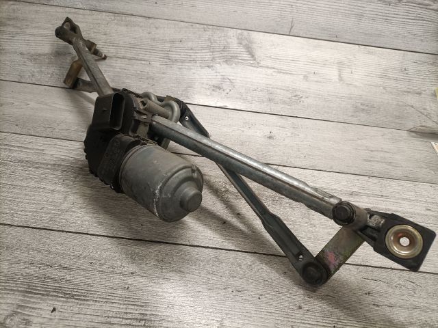 bontott FORD MONDEO III Első Ablaktörlő Szerkezet Motorral