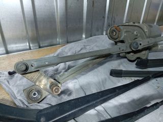 bontott FORD MONDEO III Első Ablaktörlő Szerkezet Motorral