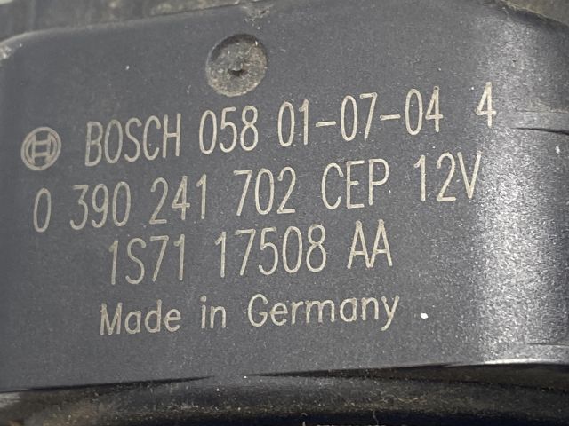 bontott FORD MONDEO III Első Ablaktörlő Szerkezet Motorral