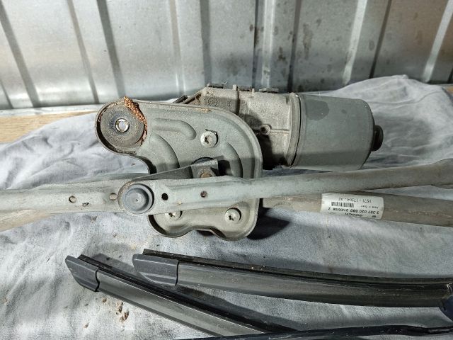 bontott FORD MONDEO III Első Ablaktörlő Szerkezet Motorral