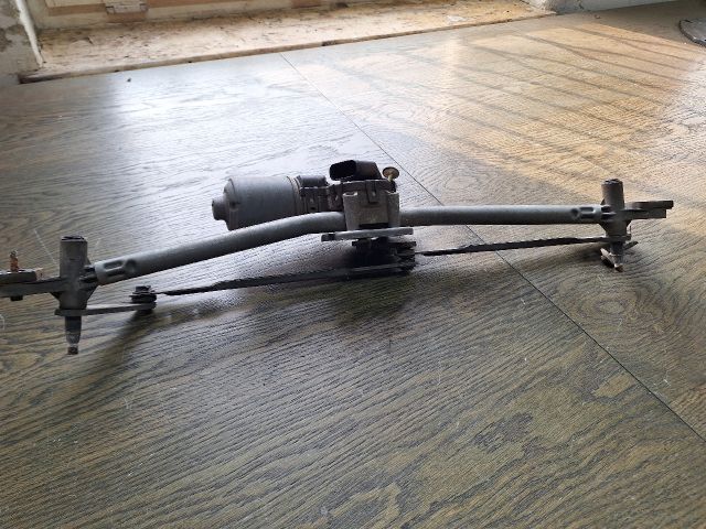 bontott FORD MONDEO III Első Ablaktörlő Szerkezet Motorral