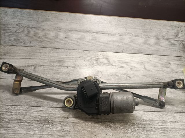 bontott FORD MONDEO III Első Ablaktörlő Szerkezet Motorral