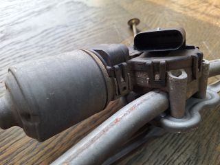 bontott FORD MONDEO III Első Ablaktörlő Szerkezet Motorral