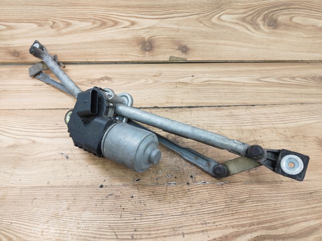 bontott FORD MONDEO III Első Ablaktörlő Szerkezet Motorral