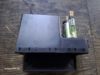 bontott FORD MONDEO III Első Hamutartó