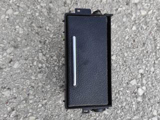 bontott FORD MONDEO III Első Hamutartó