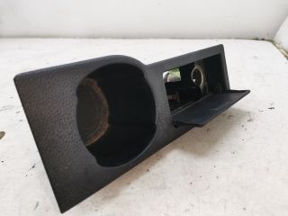 bontott FORD MONDEO III Első Hamutartó