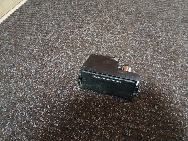 bontott FORD MONDEO III Első Hamutartó