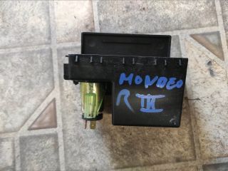 bontott FORD MONDEO III Első Hamutartó