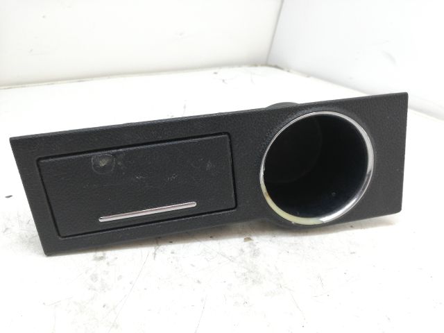 bontott FORD MONDEO III Első Hamutartó