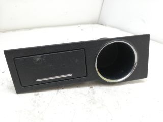 bontott FORD MONDEO III Első Hamutartó