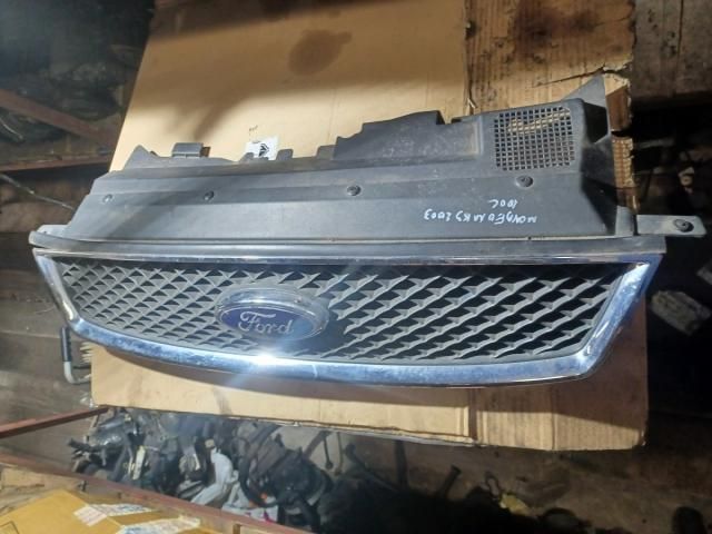 bontott FORD MONDEO III Első Lökhárító Alsó Középső Díszrács