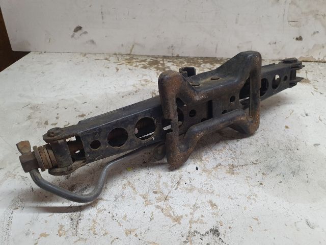 bontott FORD MONDEO III Emelő