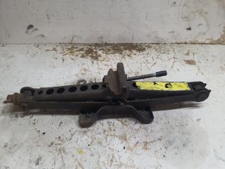 bontott FORD MONDEO III Emelő