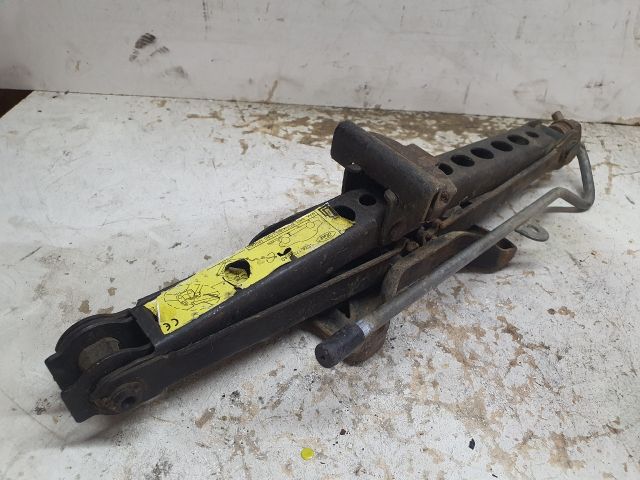 bontott FORD MONDEO III Emelő