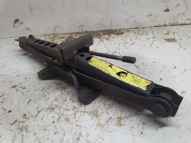 bontott FORD MONDEO III Emelő