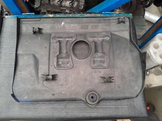 bontott FORD MONDEO III Felső Hűtőburkolat