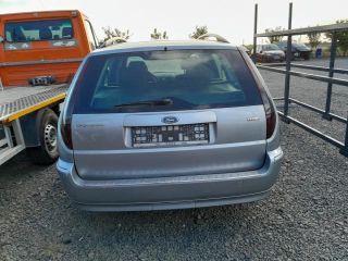 bontott FORD MONDEO III Felső Hűtőburkolat