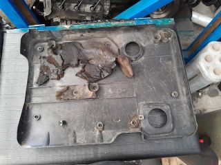 bontott FORD MONDEO III Felső Hűtőburkolat