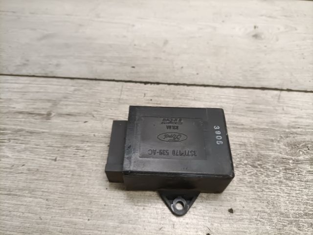 bontott FORD MONDEO III Fényszóró Elektronika