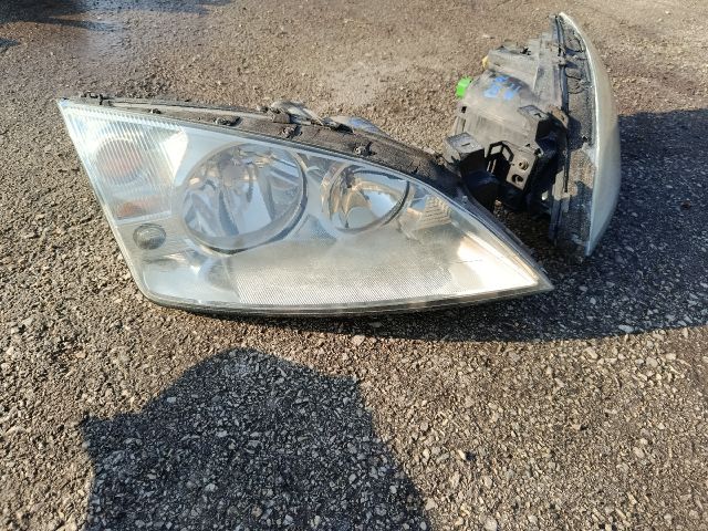 bontott FORD MONDEO III Fényszóró Pár