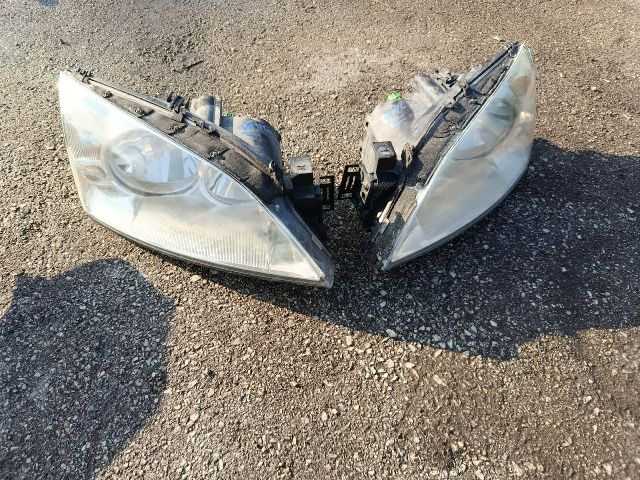 bontott FORD MONDEO III Fényszóró Pár