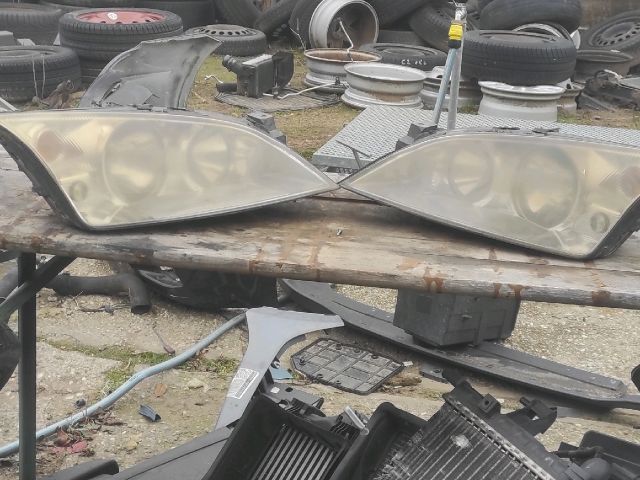 bontott FORD MONDEO III Fényszóró Pár
