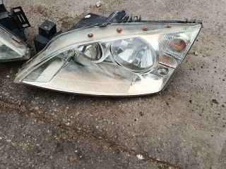 bontott FORD MONDEO III Fényszóró Pár