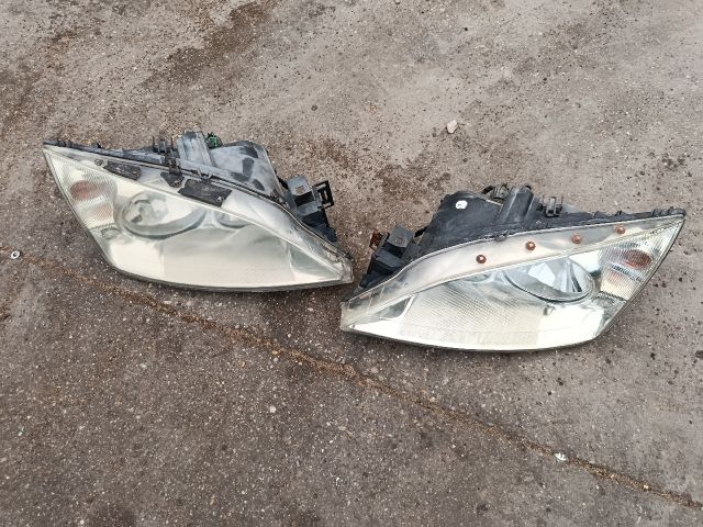 bontott FORD MONDEO III Fényszóró Pár