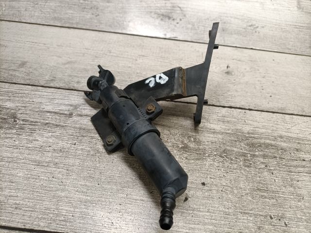 bontott FORD MONDEO III Fényszórómosó Szivattyú