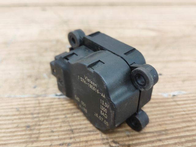 bontott FORD MONDEO III Fűtés Állító Motor