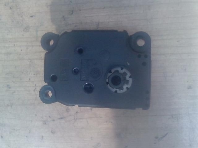 bontott FORD MONDEO III Fűtés Állító Motor