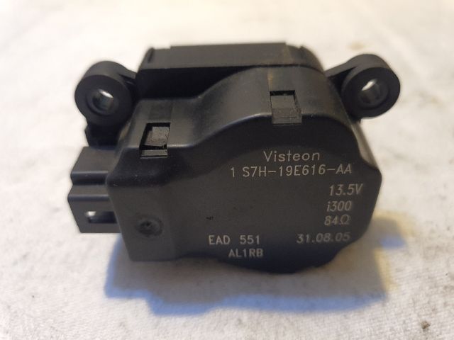 bontott FORD MONDEO III Fűtés Állító Motor