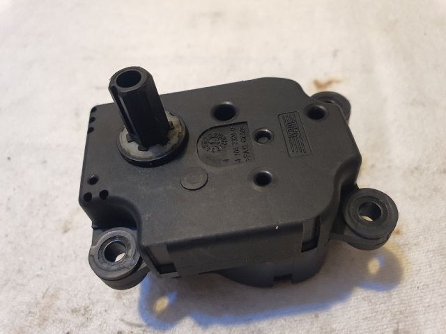 bontott FORD MONDEO III Fűtés Állító Motor