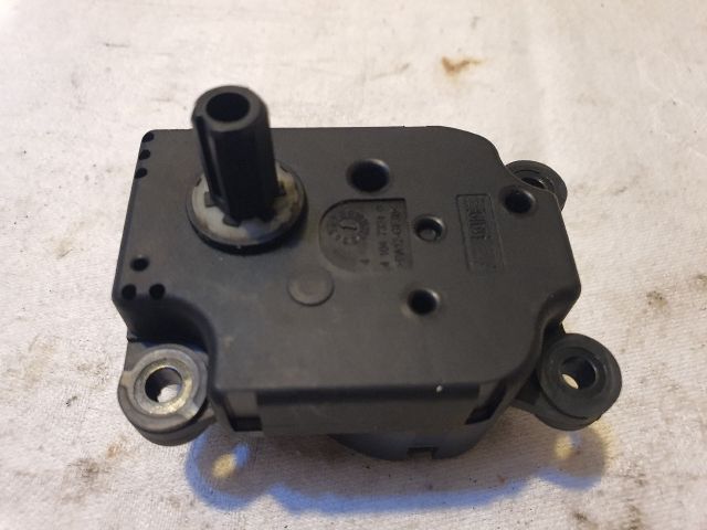 bontott FORD MONDEO III Fűtés Állító Motor