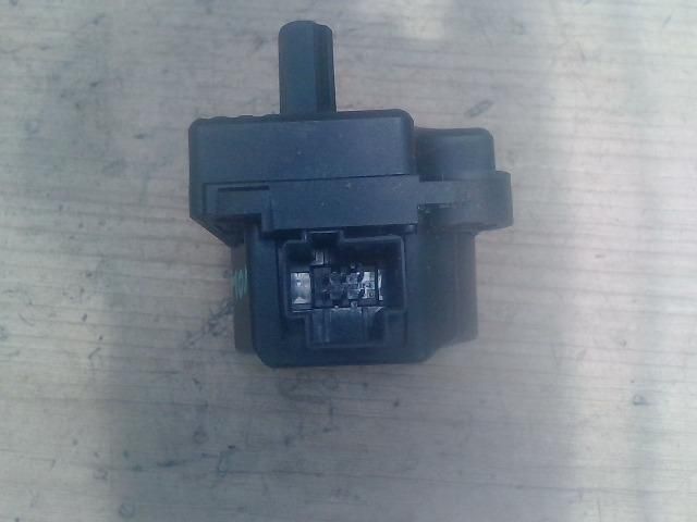 bontott FORD MONDEO III Fűtés Állító Motor