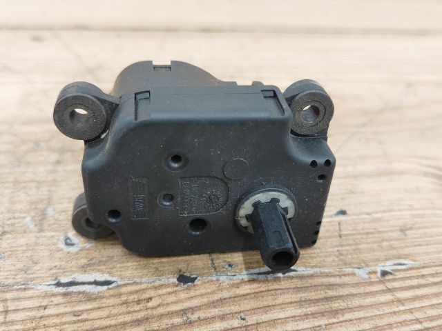 bontott FORD MONDEO III Fűtés Állító Motor