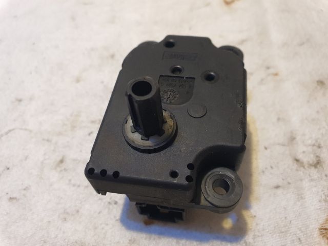 bontott FORD MONDEO III Fűtés Állító Motor