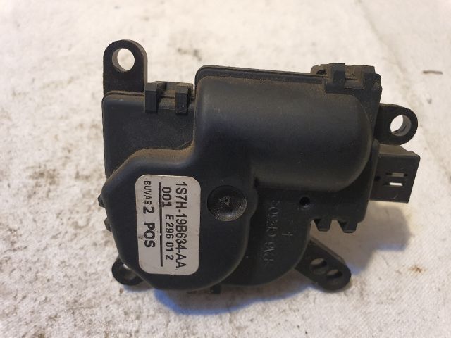 bontott FORD MONDEO III Fűtés Állító Motor