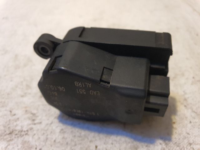 bontott FORD MONDEO III Fűtés Állító Motor