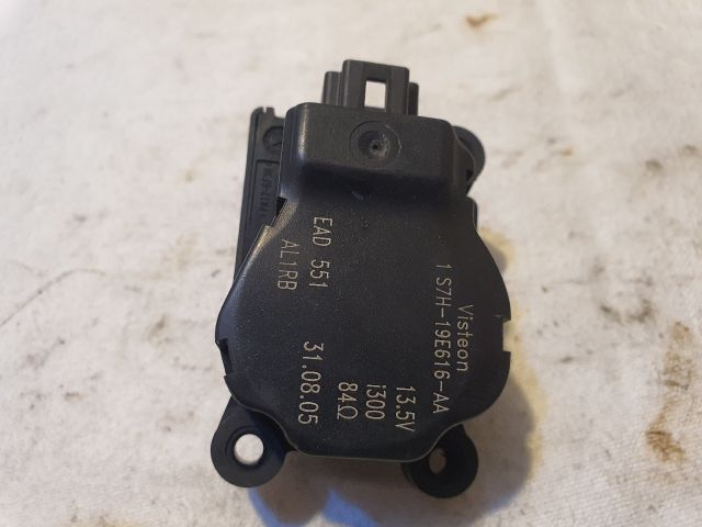 bontott FORD MONDEO III Fűtés Állító Motor