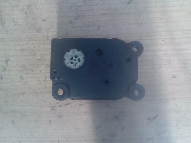 bontott FORD MONDEO III Fűtés Állító Motor