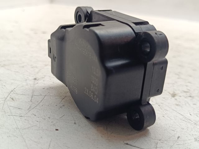 bontott FORD MONDEO III Fűtés Állító Motor